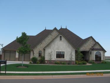 lawn care in North Oklahoma City 