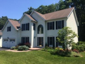 lawn treated by lawn service in Waltham