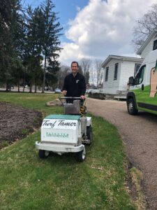 Best lawn care company in Olmsted Falls