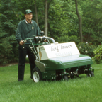 How Our Lawn Fertilizer Service Can Positively Affect Your Grass 